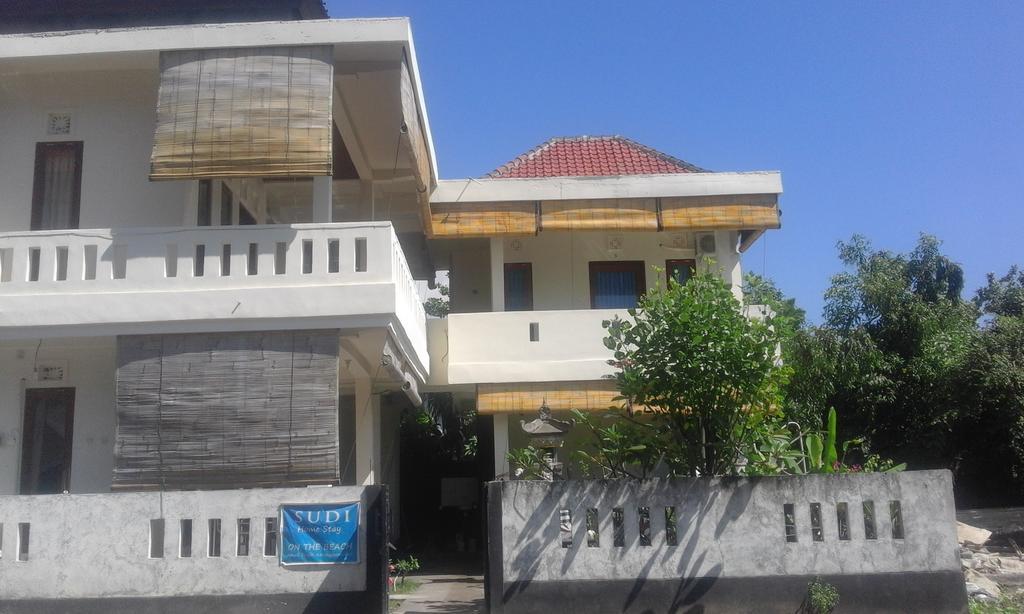 Sudi Homestay Amed  Exterior photo